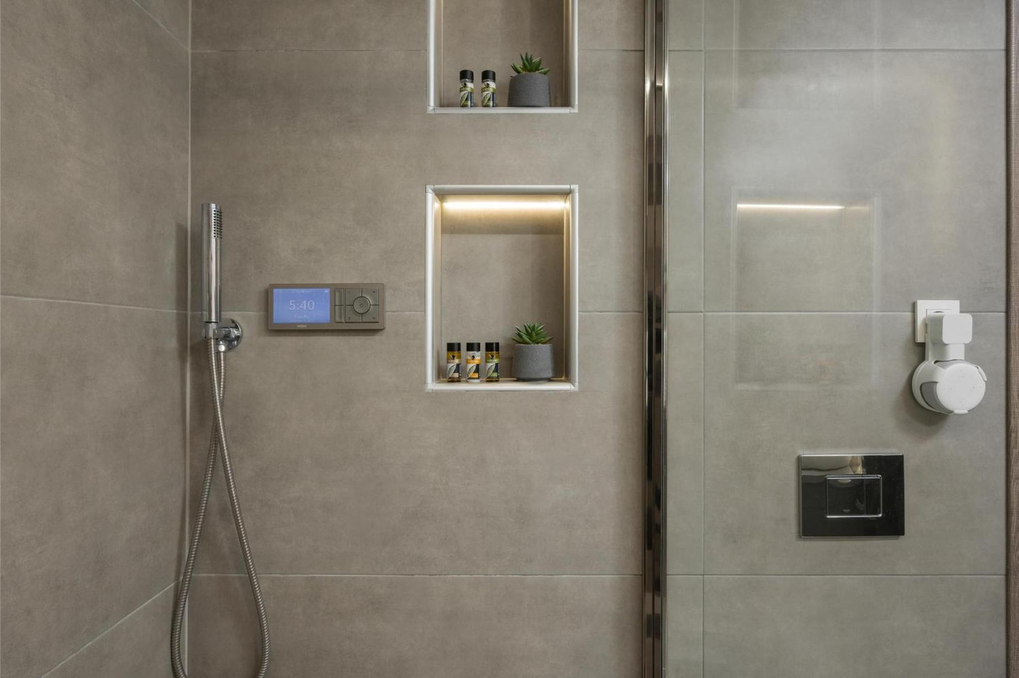 Π Suite Project: Smart Bnb خانيا المظهر الخارجي الصورة